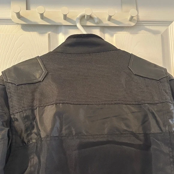 Screaming Eagle by Harley Davidson Women’s Black Biker Jacket, Leather Accents - Picture 10 of 17